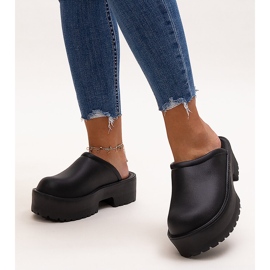 Chanclas negras con suela Huss masiva. negro 1