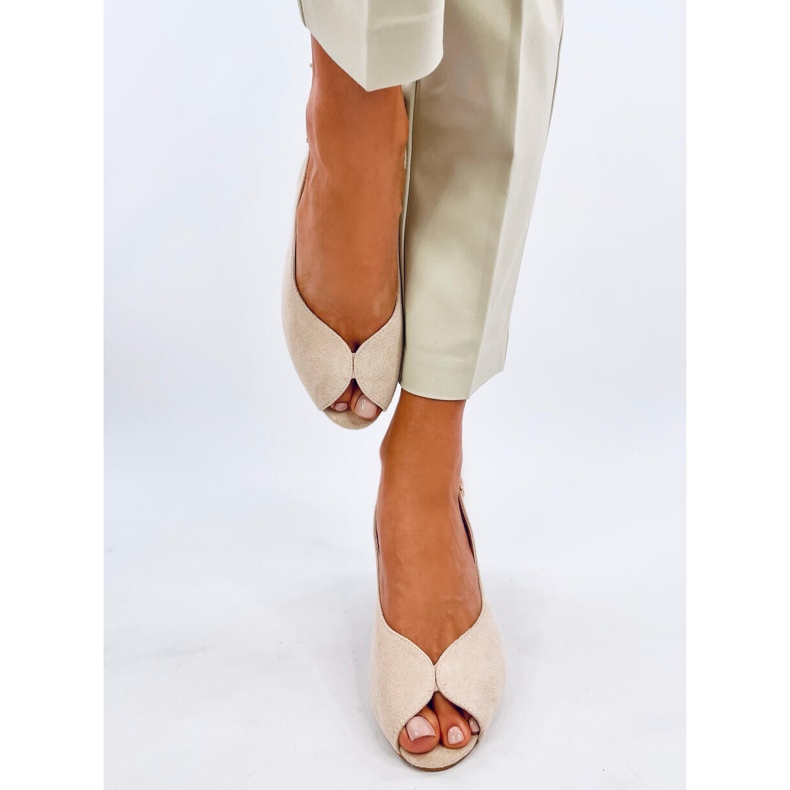 Venus Sandalias tacón beige 1