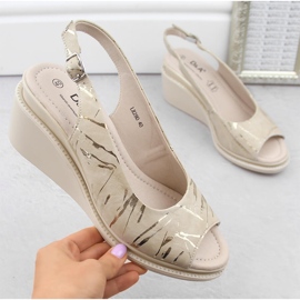 S.Barski Sandalias cuña mujer piel beige dorado D&amp;A LR280 4