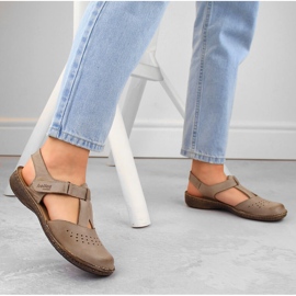Sandalias mujer cómodas piel integral beige Helios 128.02 5