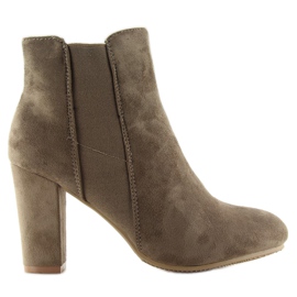Botas con aislamiento en los talones beige caqui 2