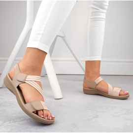 Sandalias de mujer con velcro y elásticos beige Sabatina Y8066-1 5