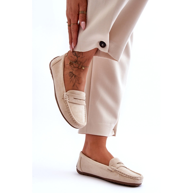 Mocasines beige de gamuza para mujeres 2
