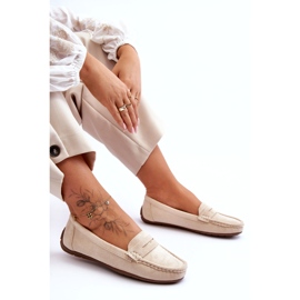Mocasines beige de gamuza para mujeres 4