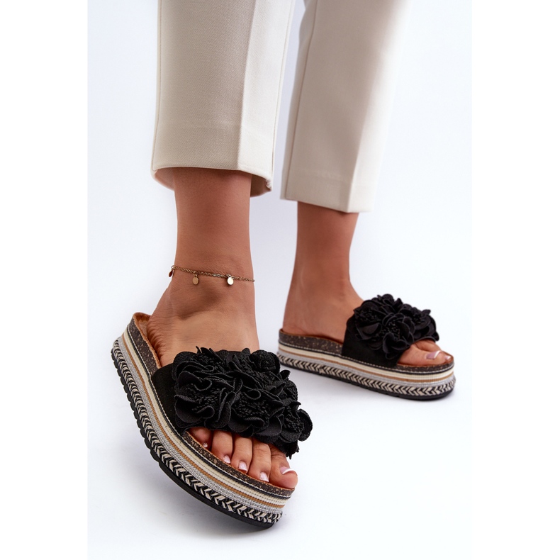 Chanclas de Mujer con Plataforma Decorada con Flores, Negro Nodina 2
