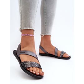Sandalias de mujer 82429 Ipanema Vibe Sandal Fem negro y plateado 3
