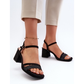 Sandalias De Mujer De Tacón Alto Con Tira Brillante Negro Tessata 2
