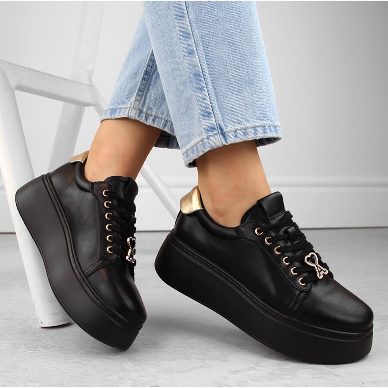 Zapatos de mujer de piel con plataforma negra, Vinceza 66700 negro 1