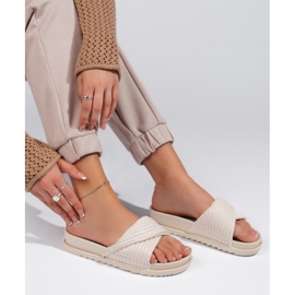 Chanclas planas de mujer beige claro 3