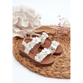 Sandalias Infantiles Lacadas Decoradas con Flores, Tinette Blanco 3