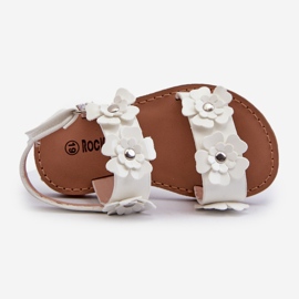 Sandalias Infantiles Lacadas Decoradas con Flores, Tinette Blanco 2