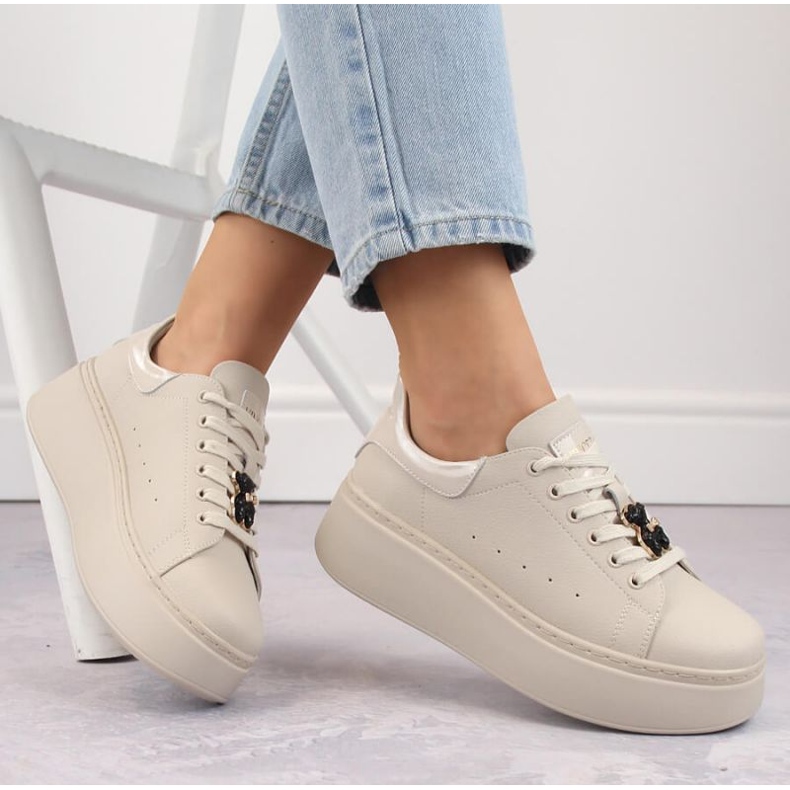 Zapatos de plataforma de piel con osito Vinceza W JAN276A, beige 1