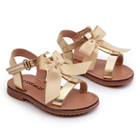 Sandalias infantiles con lazo de velcro dorado Joratia 6
