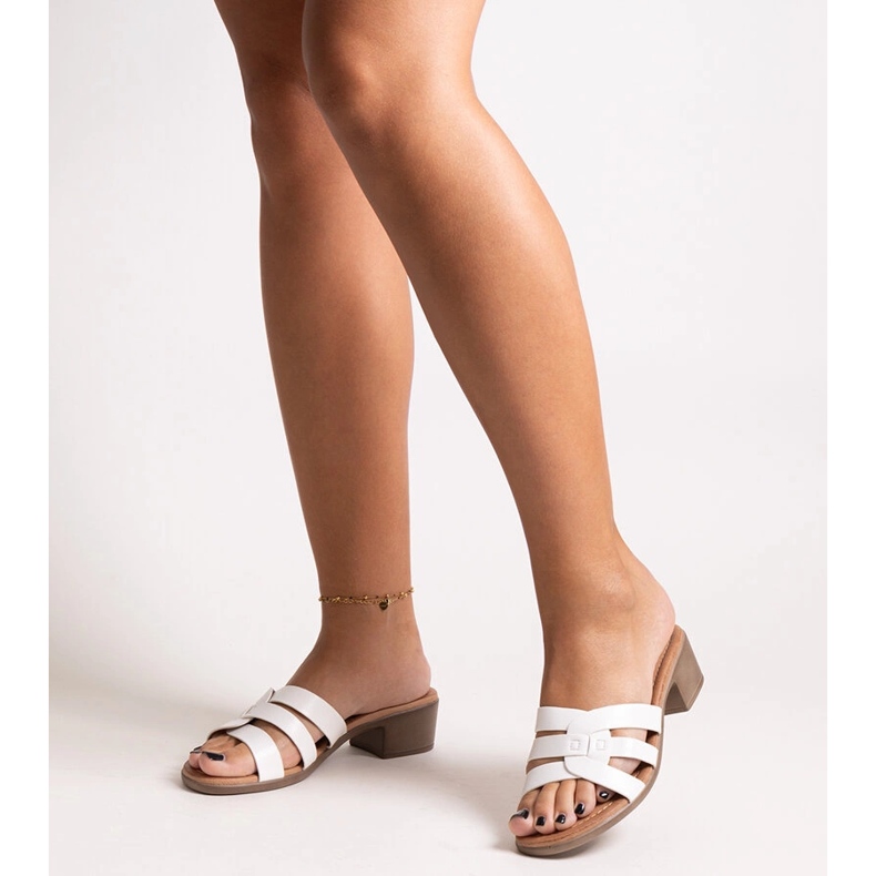 Mules Lidiene tacón blanco 1 Mules Lidiene tacón blanco 1