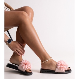 Chanclas rosas con flores de Levina 1