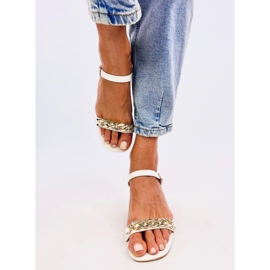 Sandalias de tacón bajo de Daphne White blanco 1