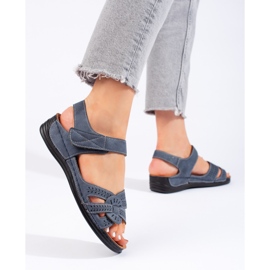 Sandalias de mujer celestes con cuña baja. azul 4