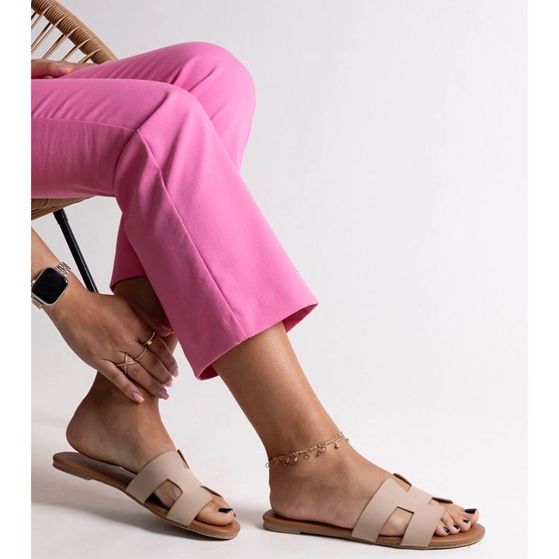 Chanclas Juma clásicas beige 1 Chanclas Juma clásicas beige 1