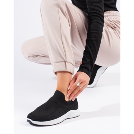 Deportivas de tejido negro 1