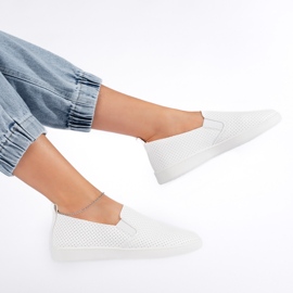 Slip-on calado de mujer, blanco claro. 3