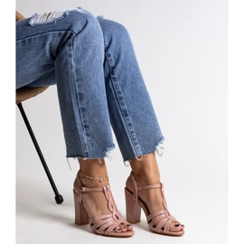 Sandalias de tacón rosa de Mikaii rosado 2