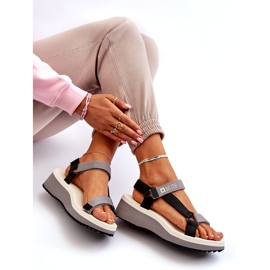 Sandalias Mujer Con Plataforma Y Cuña Big Star NN274A054 Gris 1