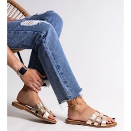 Chanclas clásicas doradas con decoración Umayma. dorado 1 Chanclas clásicas doradas con decoración Umayma. dorado 1