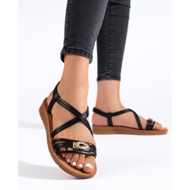 Sandalias de mujer negras con suela gruesa. negro 3
