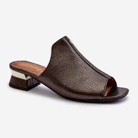 Chanclas elegantes para mujer de piel natural con tacón bajo Maciejka 06360-20 Grafito negro 3
