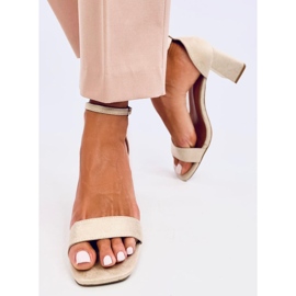 Gaseti Sandalias tacón beige 2
