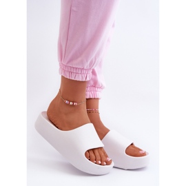 Chanclas con plataforma de espuma Airaplea para mujer, color blanco 1
