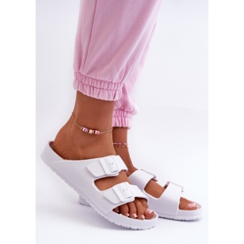 Chanclas de mujer de espuma con hebillas blanco Luciene 1