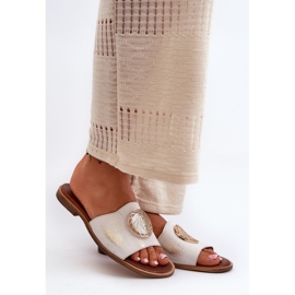 Zazoo 2938 Chanclas de Piel con Tacón Plano y Adorno Dorado, Cepillado 1