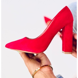 Bombas en el post Scully Red rojo 3