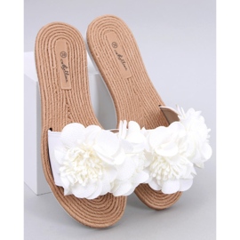 Chanclas suaves con flores Diaye White blanco 1