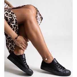 Zapatillas negras hechas de cuero ecológico de Mahasina negro 1