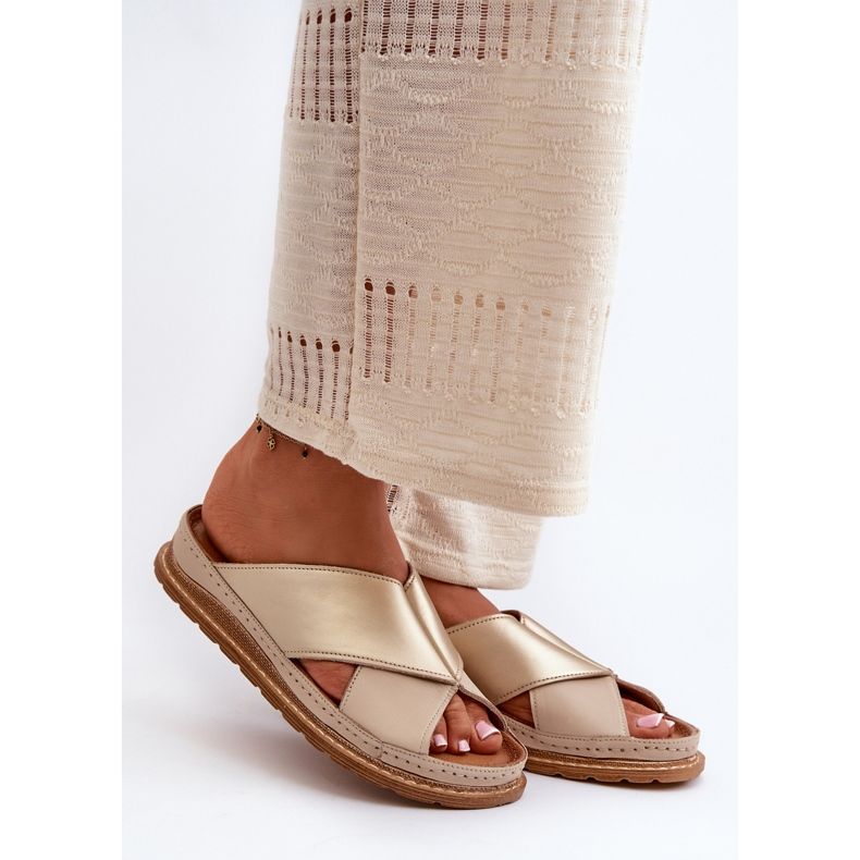 Chanclas Piel Perfilada Maciejka 04986-04 Dorado-Beige 1