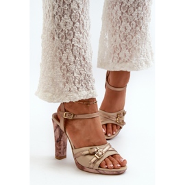Sandalias Mujer Piel Con Tacón Alto Maciejka 06564-22 Beige-Dorado 4