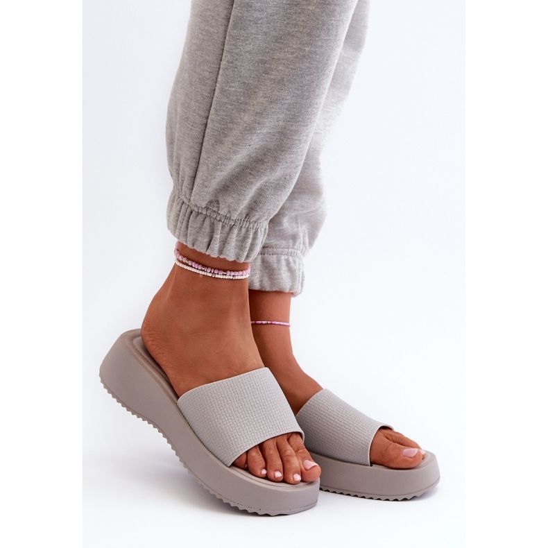 Chanclas de Mujer con Plataforma y Cuña Gris Vimarils 1
