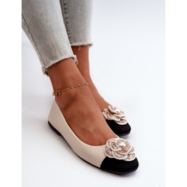 Bailarinas Mujer Piel Ecológica Detalle Decorativo Beige Divinella 7