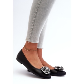 Bailarinas De Mujer De Piel Ecológica Con Detalle Decorativo Negro Divinella 1