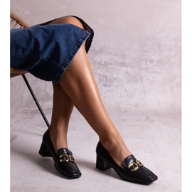 Zapatos de tacón con punta cuadrada negros de Alhena 1