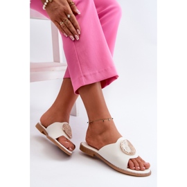 Chanclas de mujer con tacón plano y decoración, blanco Rivashea 6