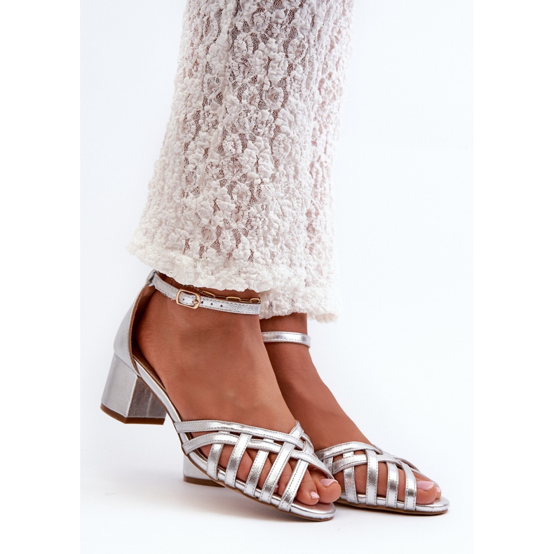 Sandalias Mujer Piel Ecológica Tacón Bajo Plata Monsha 1