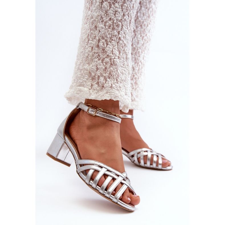 Sandalias Mujer Piel Ecológica Tacón Bajo Plata Monsha 2