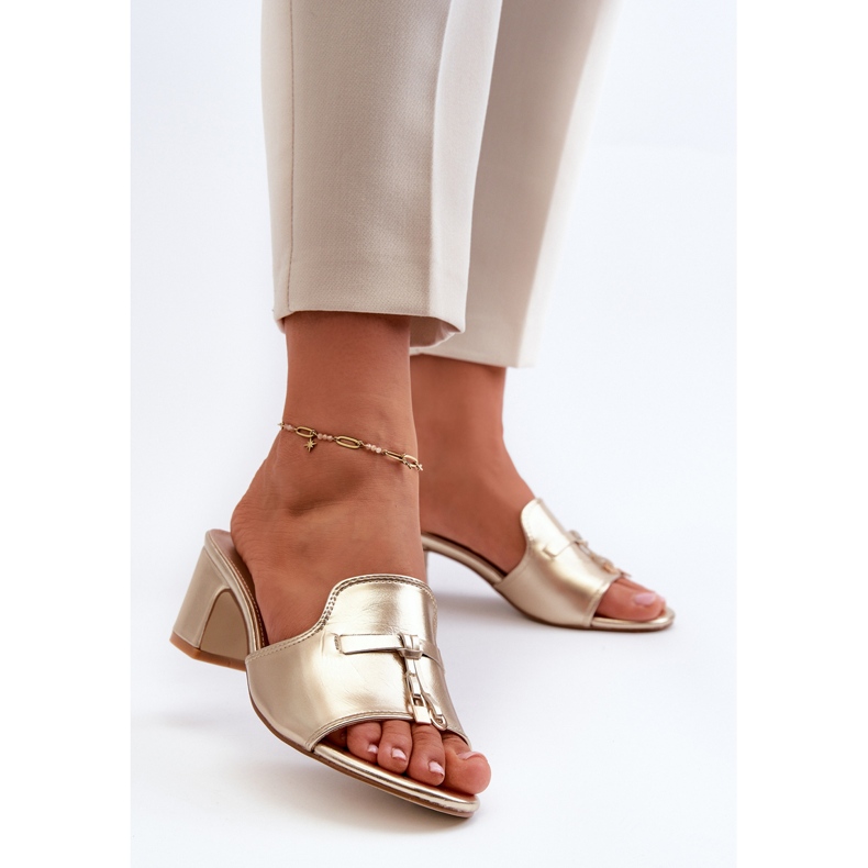 Chanclas de Mujer de Piel Ecológica con Tacón Alto, Dorada Jemenna dorado 2