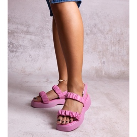 Sandalias Dashi rosa con suela gruesa. 1