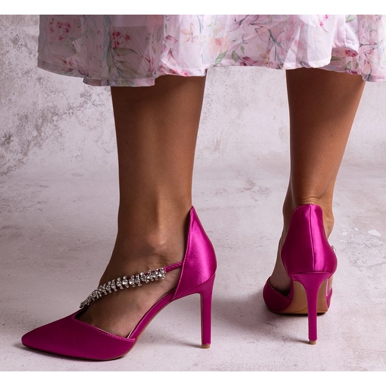 Zapatos de tacón de aguja Sayida con tira decorativa de lentejuelas rosa 1