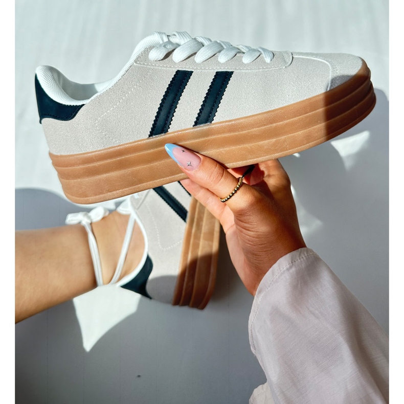 Zapatillas Mujer Plataforma Beige y Negro Egelia 2