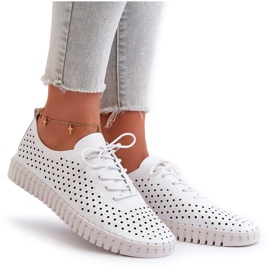 Deportivas Mujer de Piel con Estampado Calado, Blanco Ilvima 9